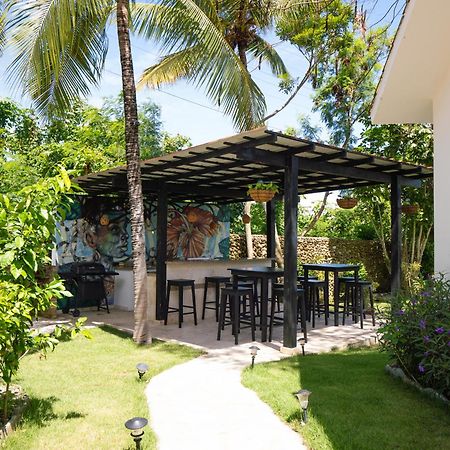 Garden By The Sea Bed & Breakfast Sosua Exterior photo