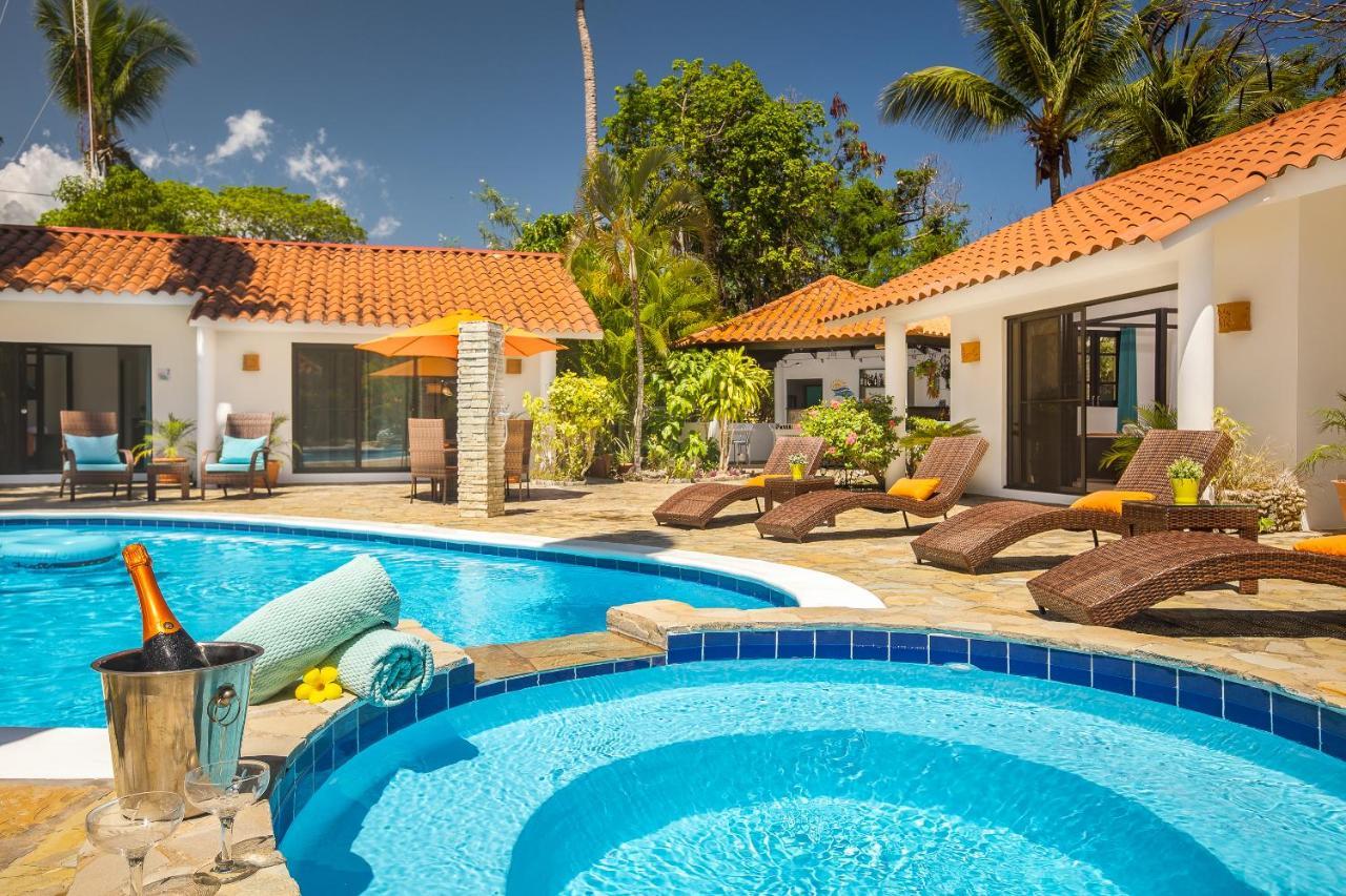 Garden By The Sea Bed & Breakfast Sosua Exterior photo