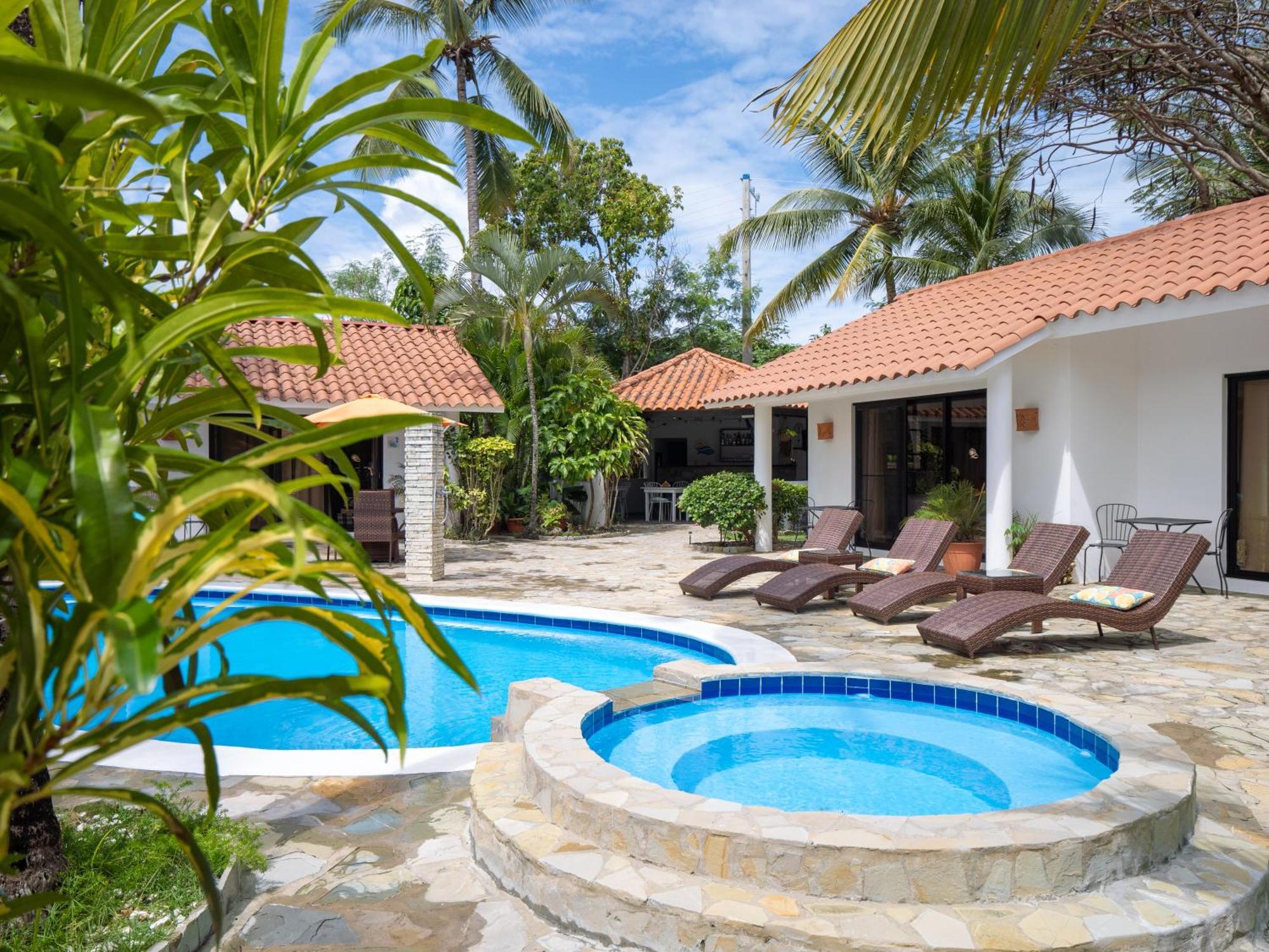 Garden By The Sea Bed & Breakfast Sosua Exterior photo