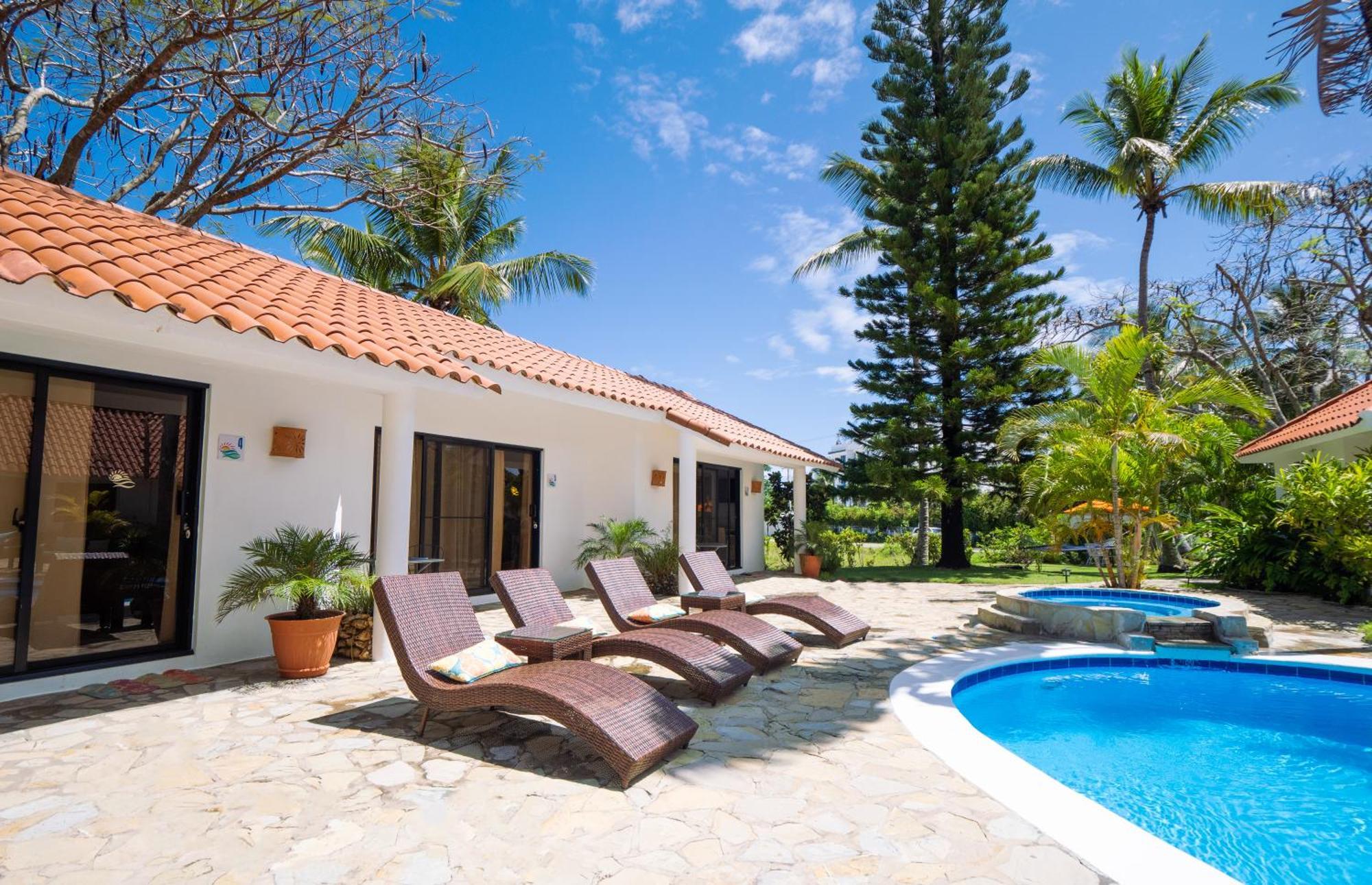 Garden By The Sea Bed & Breakfast Sosua Exterior photo