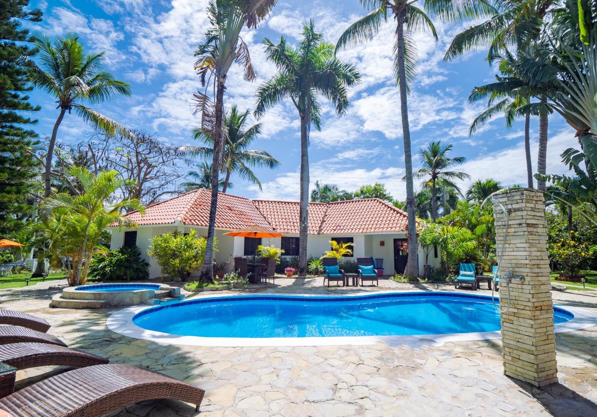 Garden By The Sea Bed & Breakfast Sosua Exterior photo