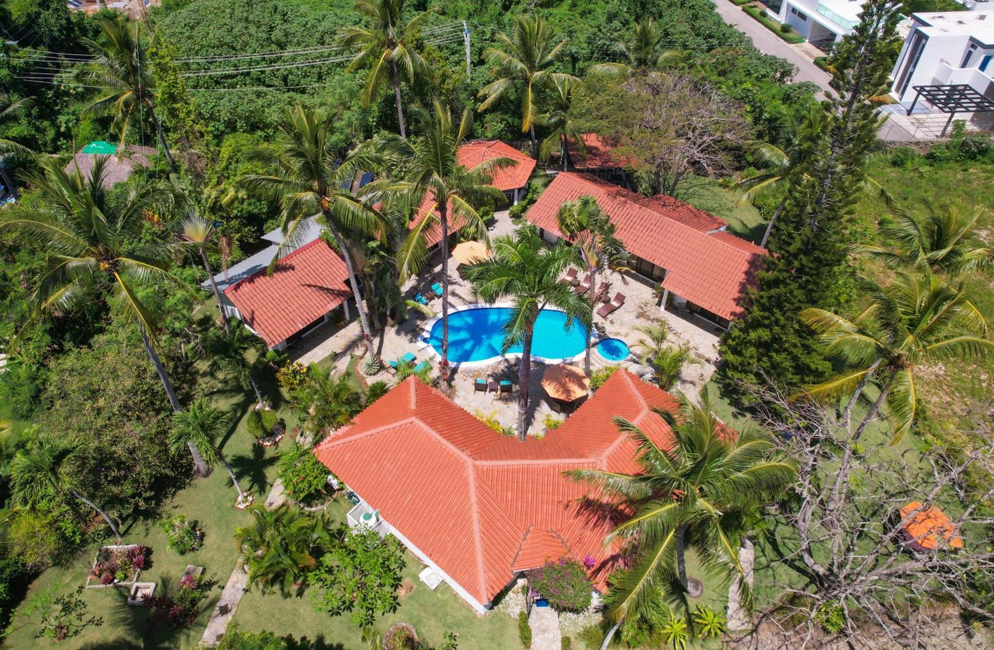Garden By The Sea Bed & Breakfast Sosua Exterior photo