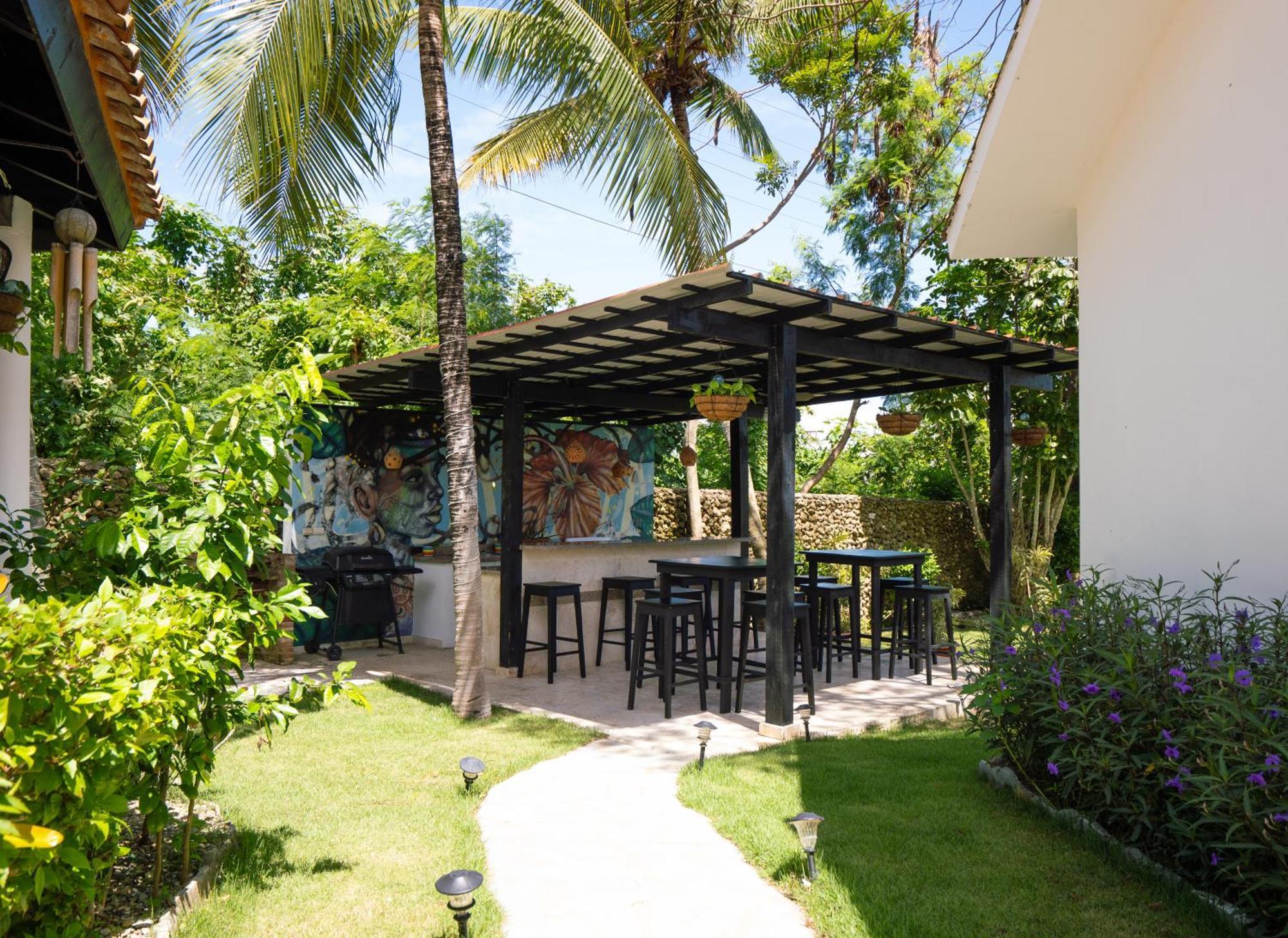Garden By The Sea Bed & Breakfast Sosua Exterior photo